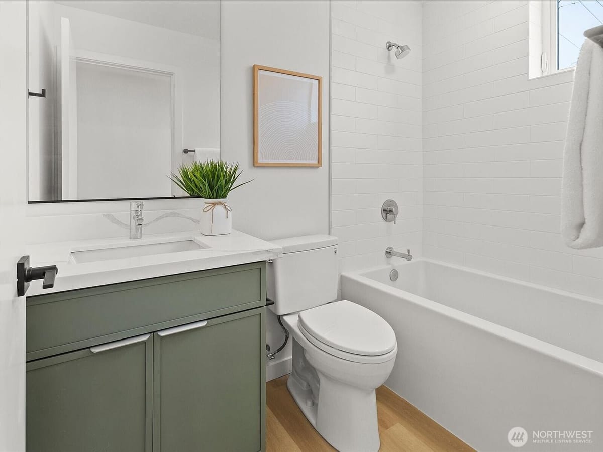 Bath with green vanity