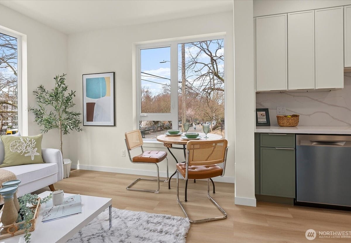 Living and dining area