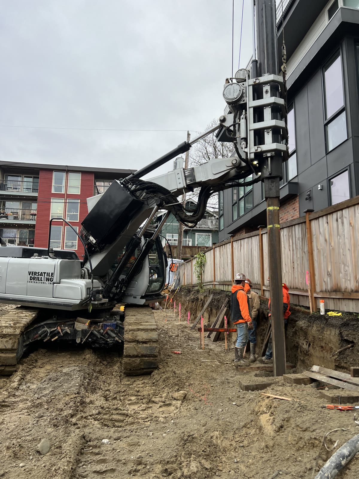 Shoring wall and excavation
